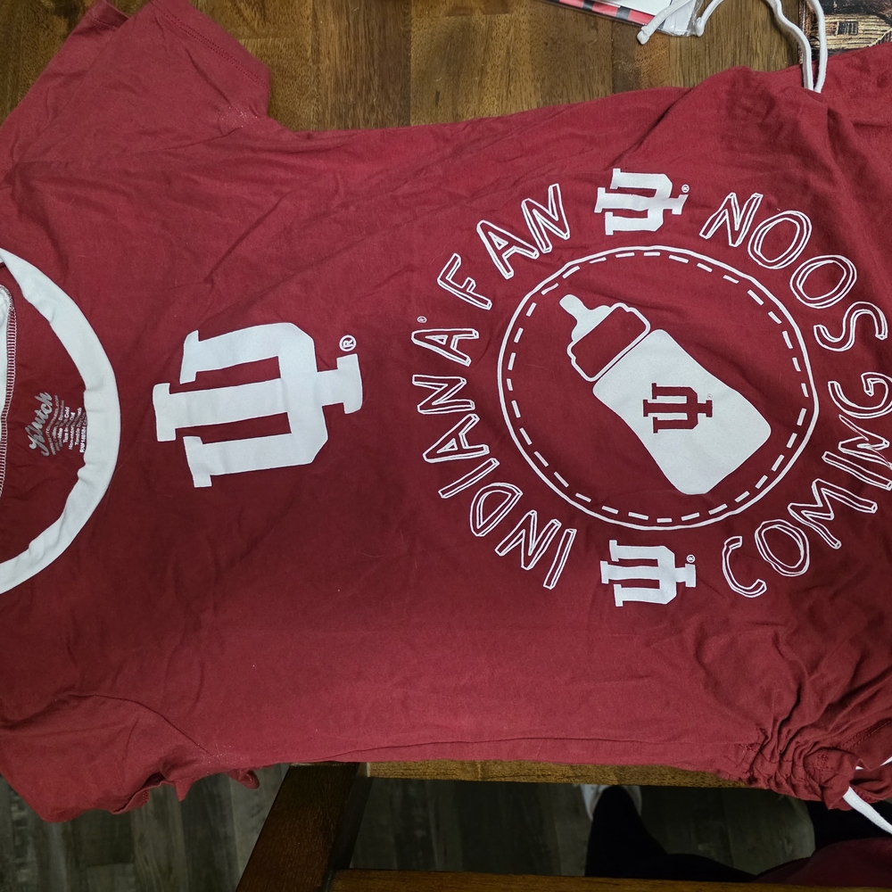 2 Red Indiana Fan T-Shirts